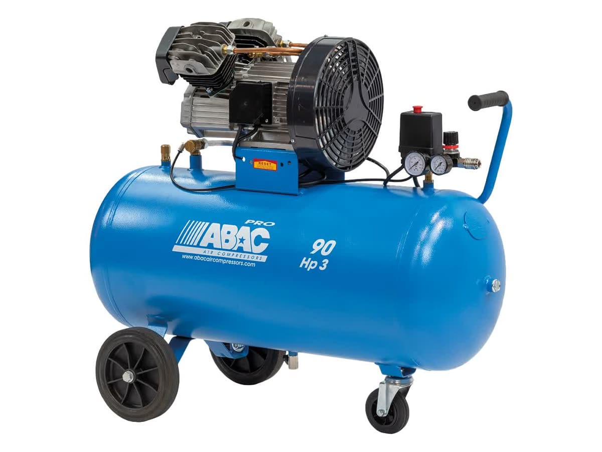 Wolnoobrotowy kompresor ABAC V30-2,2-90CM — dwucylindrowiec 1450 obr./min na 90 l, 72 kg