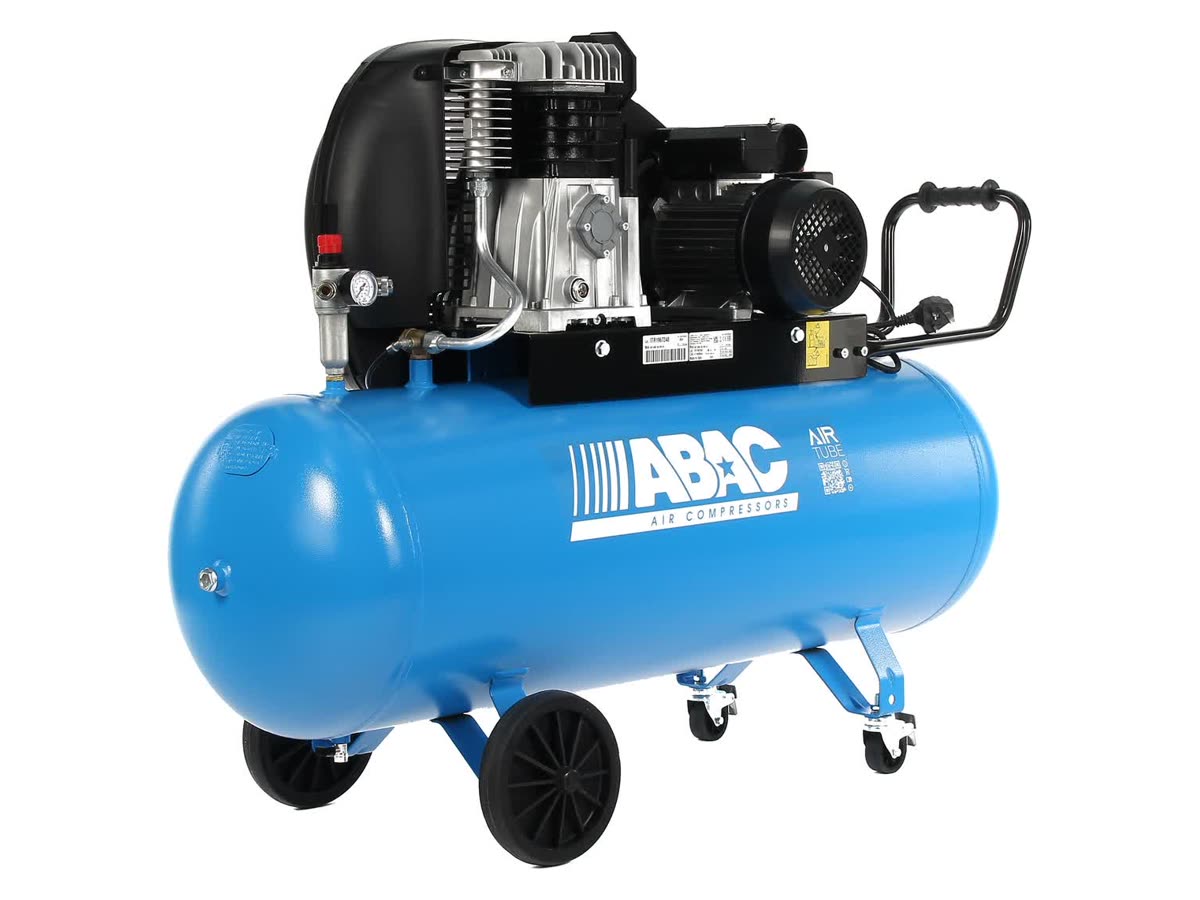 Kompresor ABAC Pro Line Expert s vzdušníkem 150 l — jednotka A39B, tvarovaný kryt, uzavřené madlo a výstupní filtr