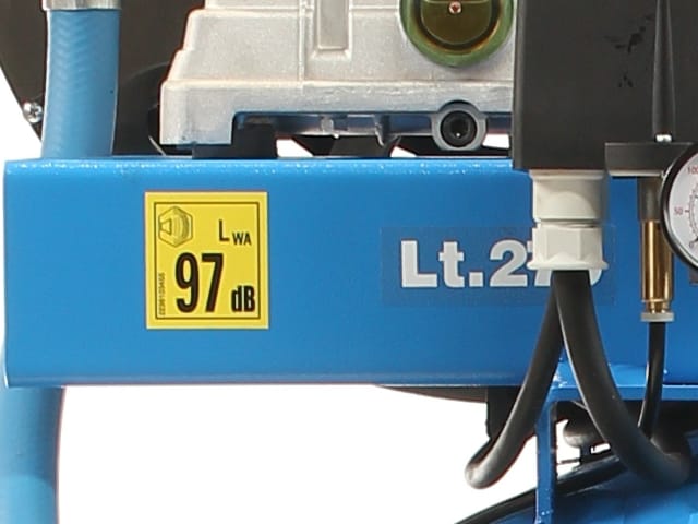 Naklejka poziomu hałasu 97 dB Lwa i napis Lt. 270 na płycie B59B-4-270VT